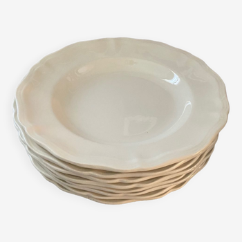 8 white porcelain plates