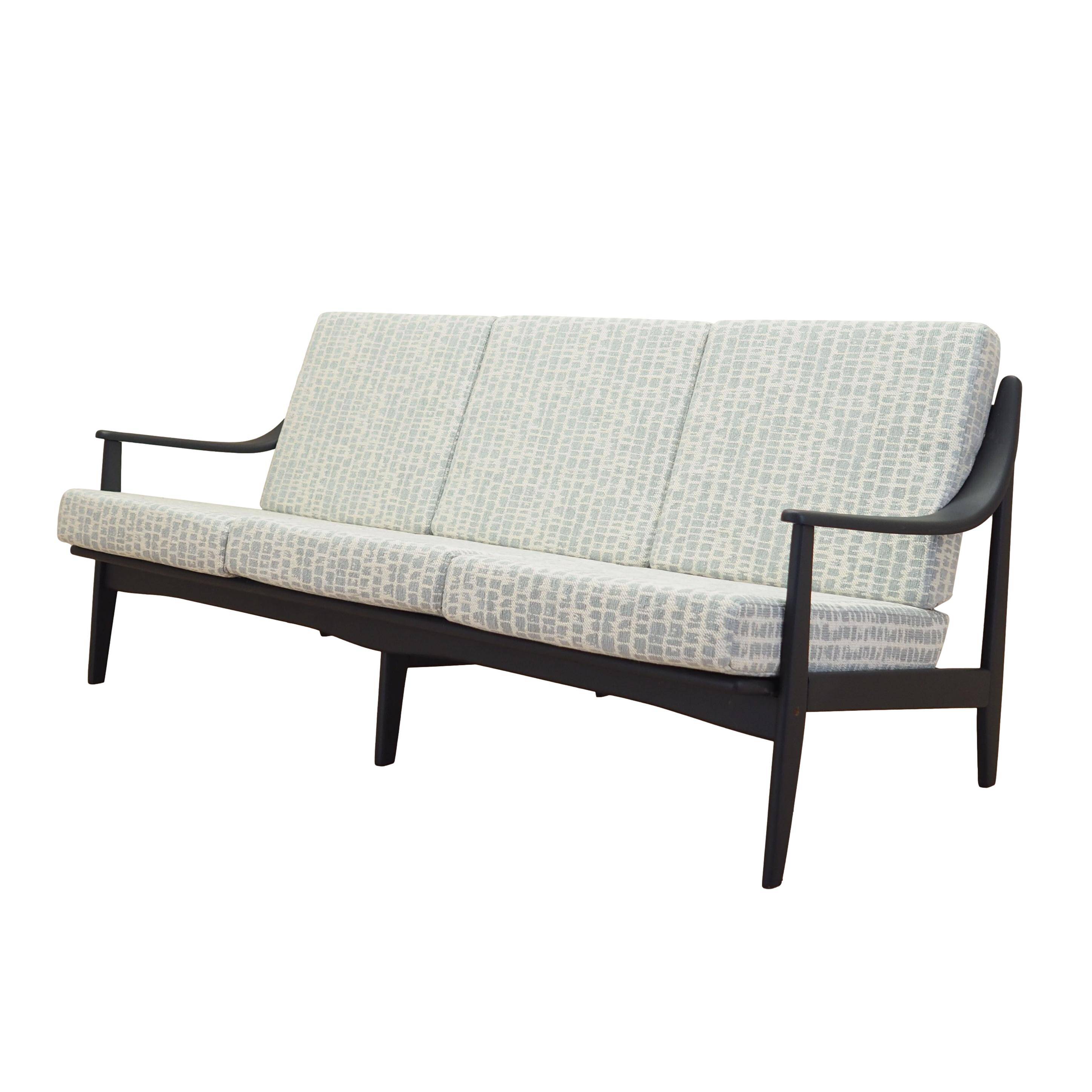 Canapé trois places, design danois, années 1960, production : Danemark