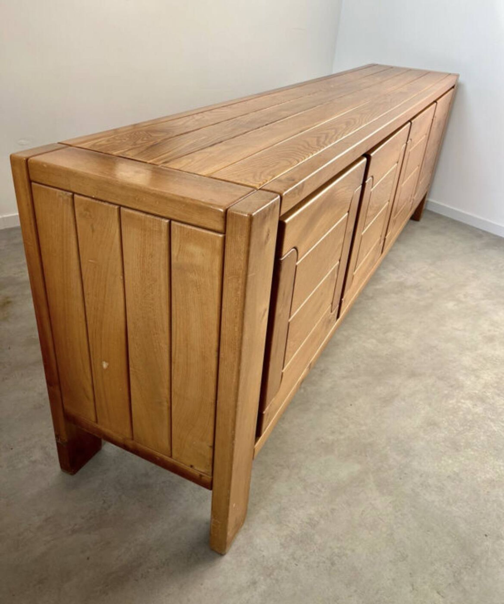 Large sideboard Regain in solid elm wood XXL 4 doors 70s