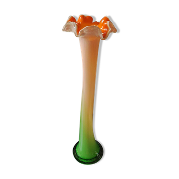 Vase à collerette en verre d"art soufflé vert et orange