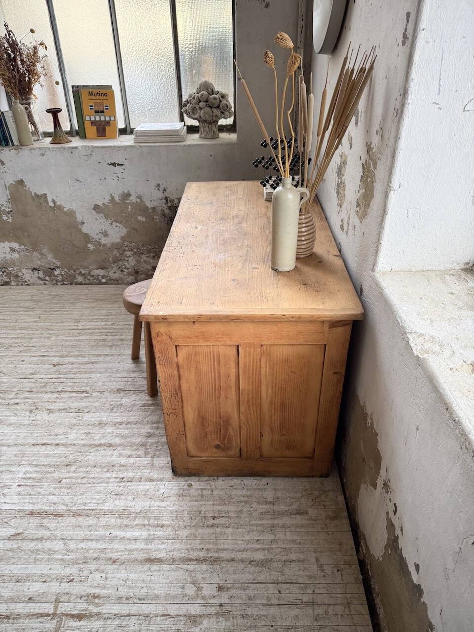 Bureau pin meuble atelier 1950
