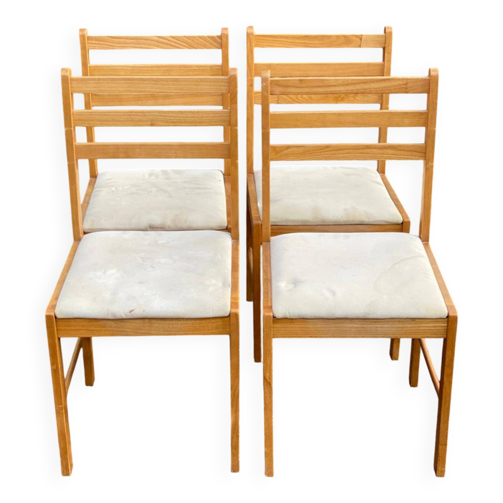 4 Scandinavian dining chairs in solid wood and fabric from the 1980s.
