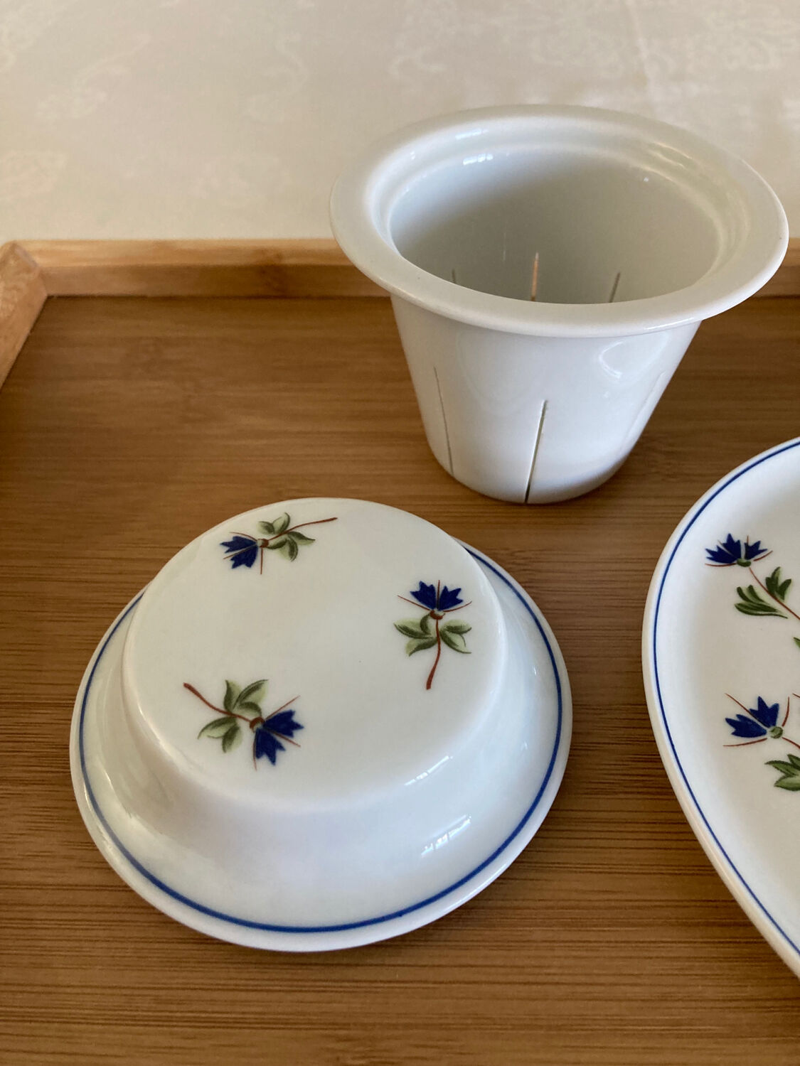 Tasse Bleuets tisanière / théïère Pillivuyt complète décor Barbeau