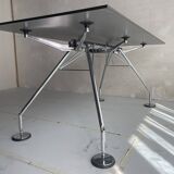 Nomos Tecno desk, design Richard Foster