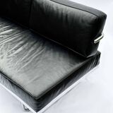 Le Corbusier, Pierre Jeanneret, Charlotte LC5 Sofa in Black by Cassina