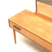 Coiffeuse avec miroir, années 1970
