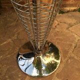 Design pedestal table