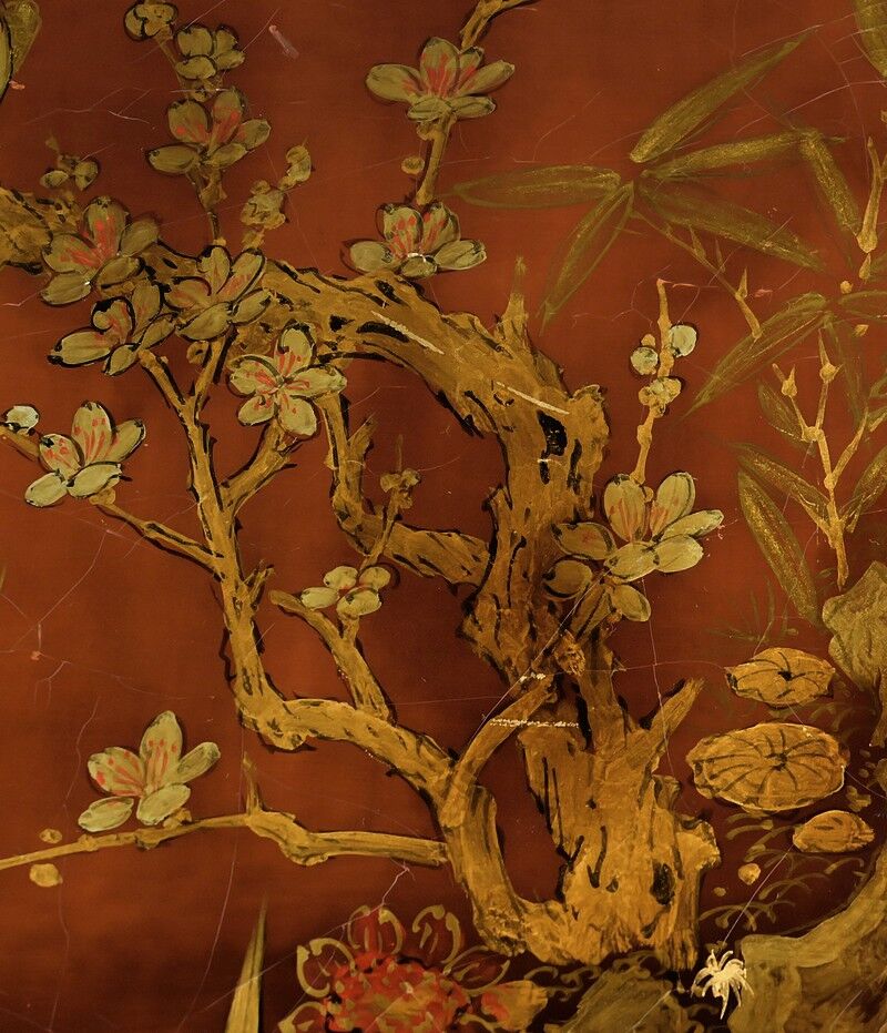 Lacquered wooden coffee table, China – Mid 20th century