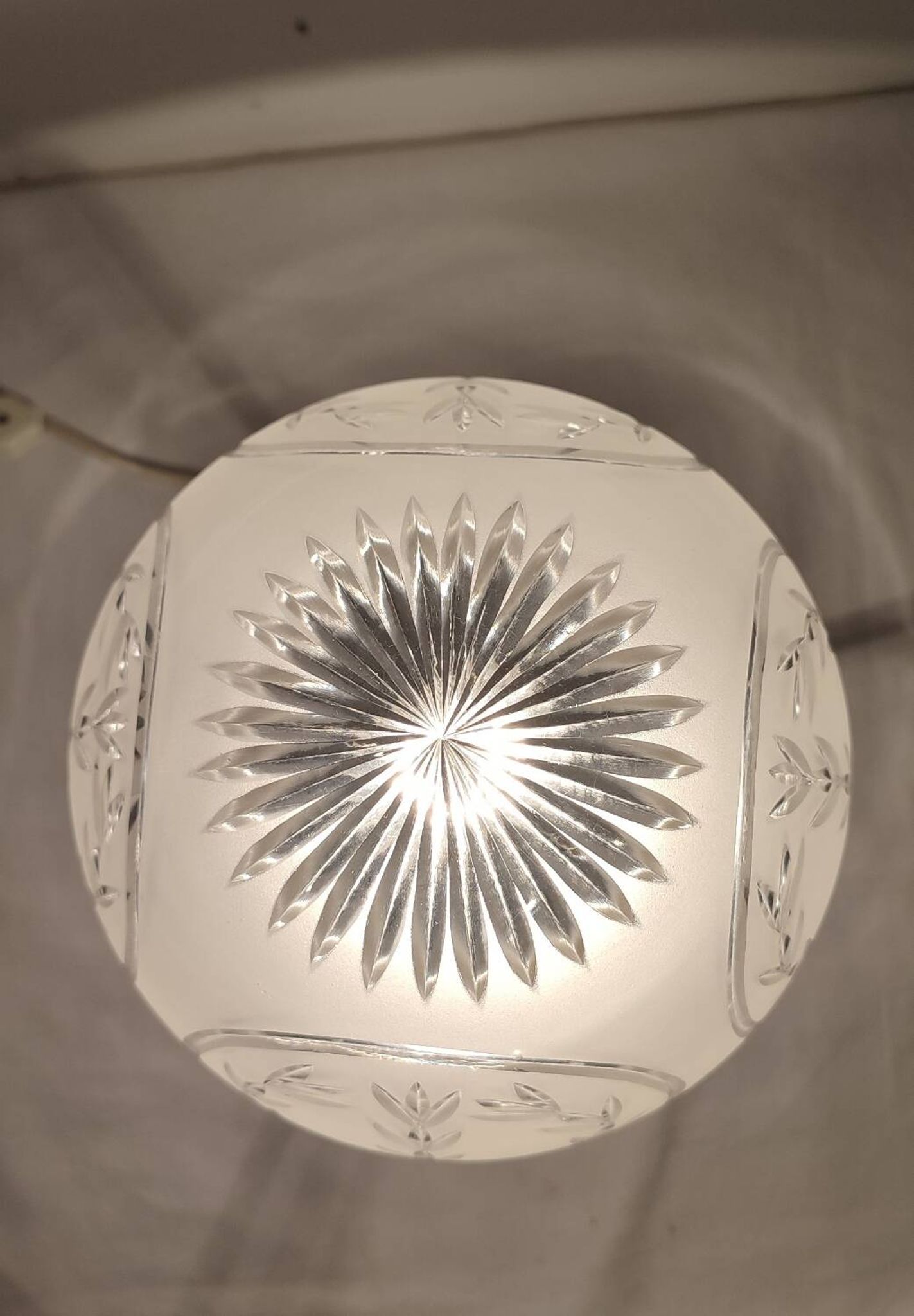 Lámpara de mesa de cristal. Spain, 1960s.