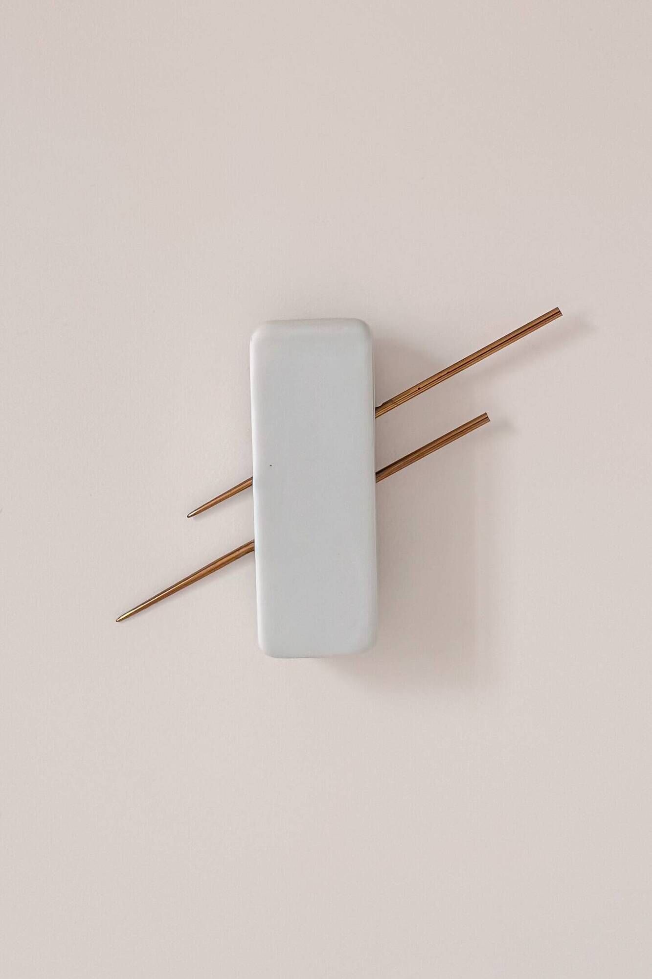 Vintage wall light, brass and opaline, France, 1960.