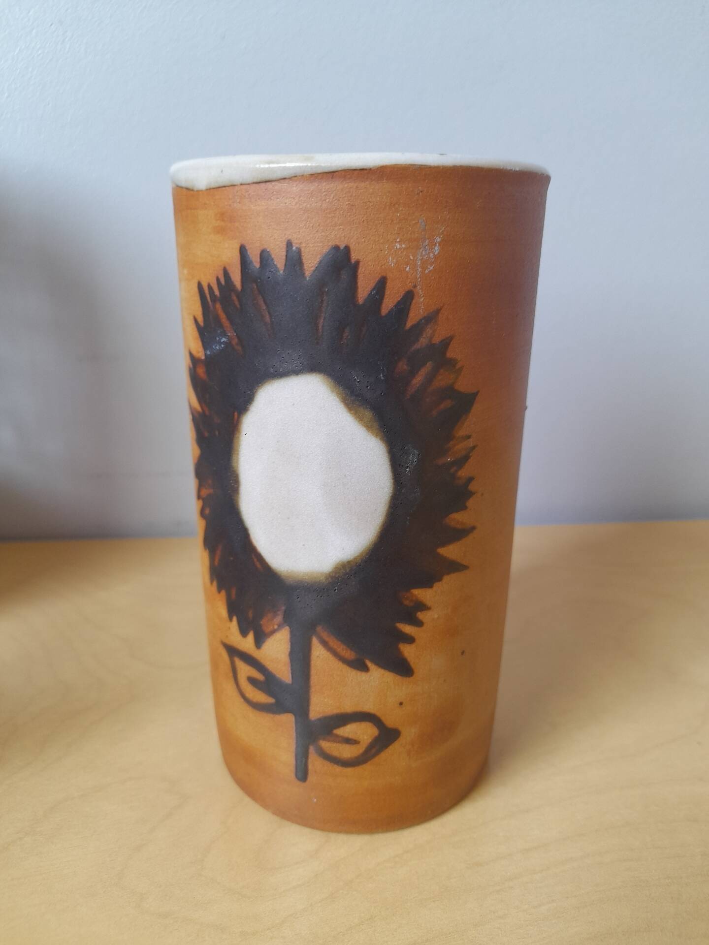 Stoneware mug the dove 1960