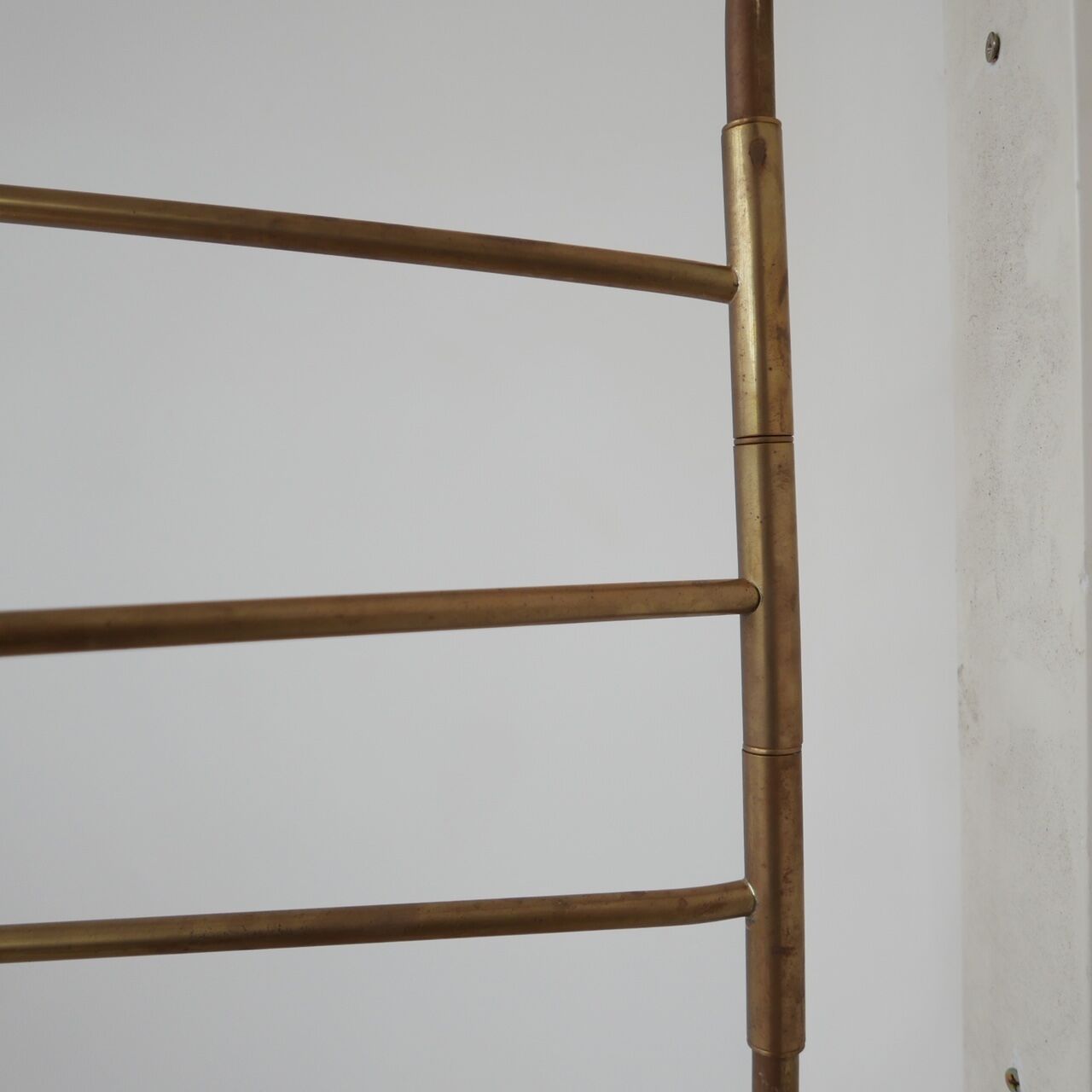 Swing arm mid-century wall lamp