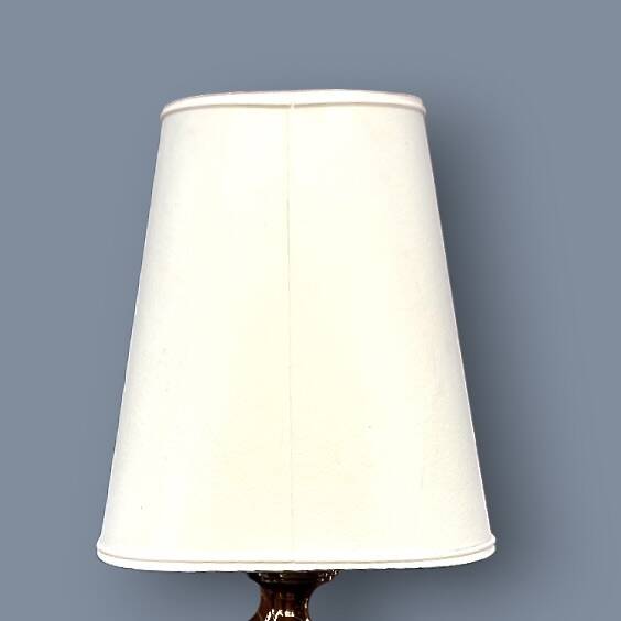 Large Deknudt lamp in varnished gold brass, 1970s.