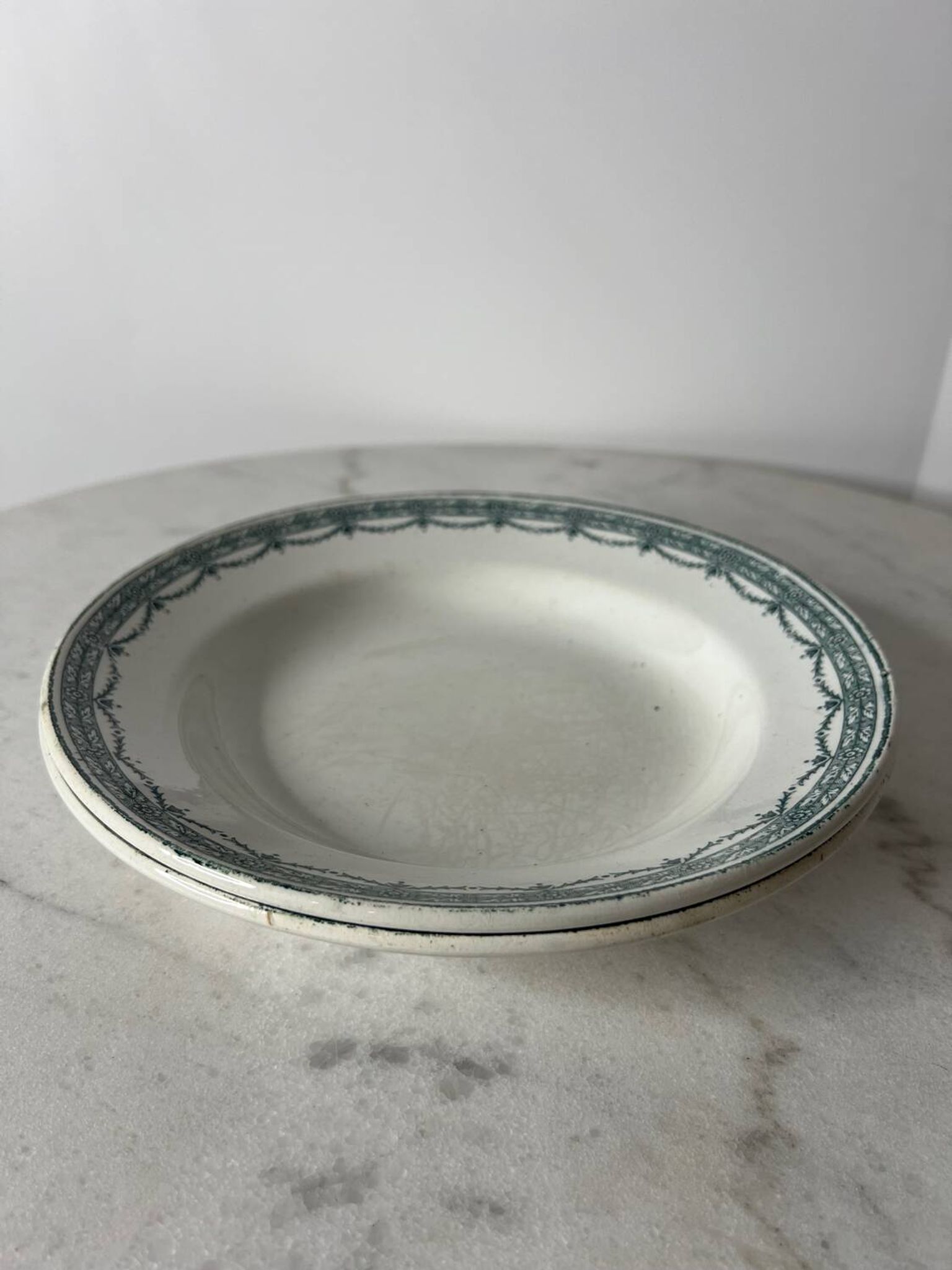 Lot de 2 assiettes creuse Terre de Fer St Armand Magali