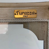 Italian neck turraza