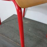 Chaises d'école