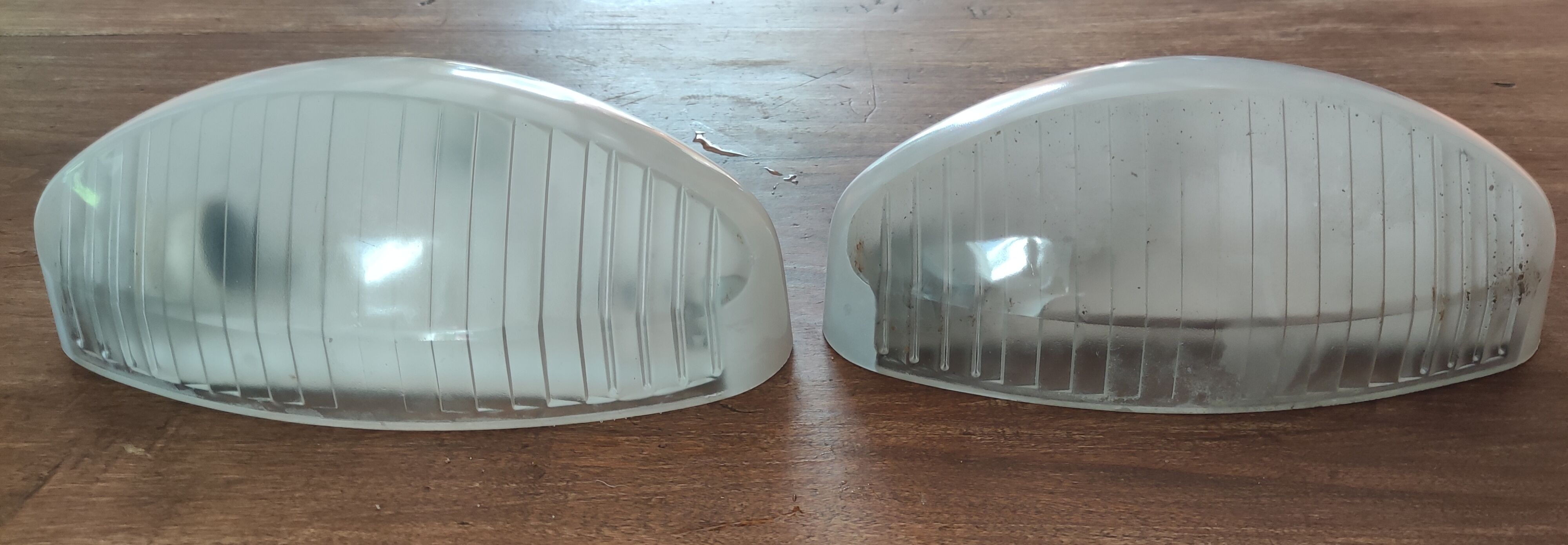 Pair sconces Holophane