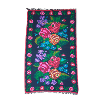 Romanian floral kilim rug with roses and violets