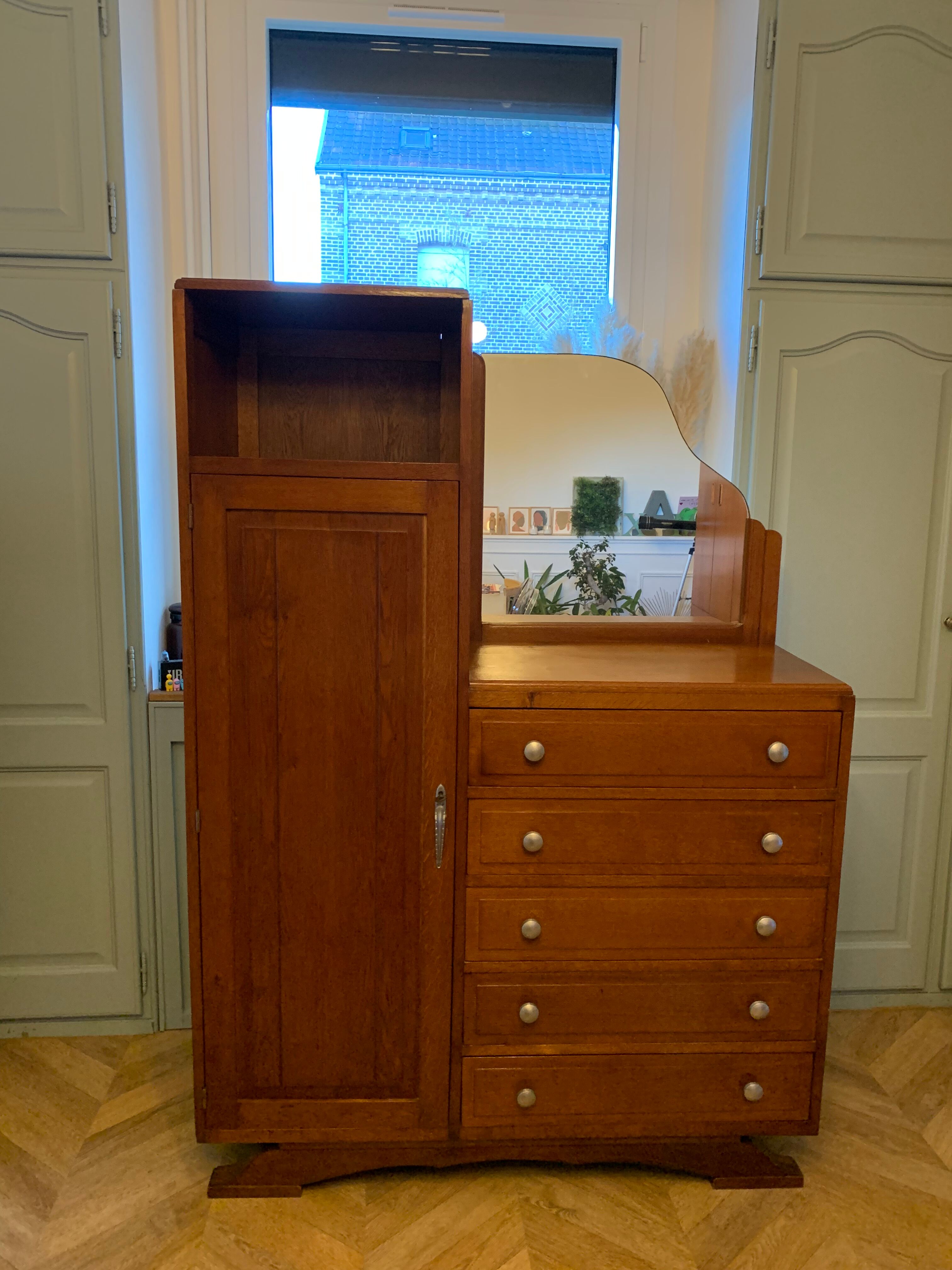 Vintage asymmetrical cabinet