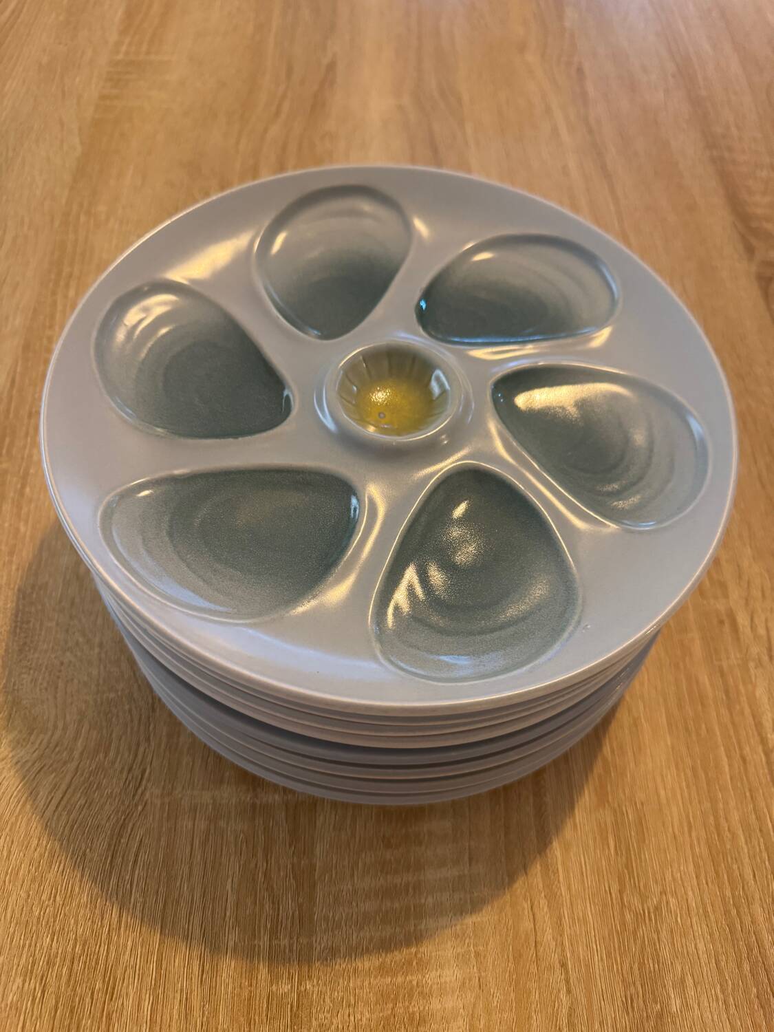 9 vintage oyster plates Salins France in ceramic