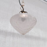 Suspension en verre opaque et laiton