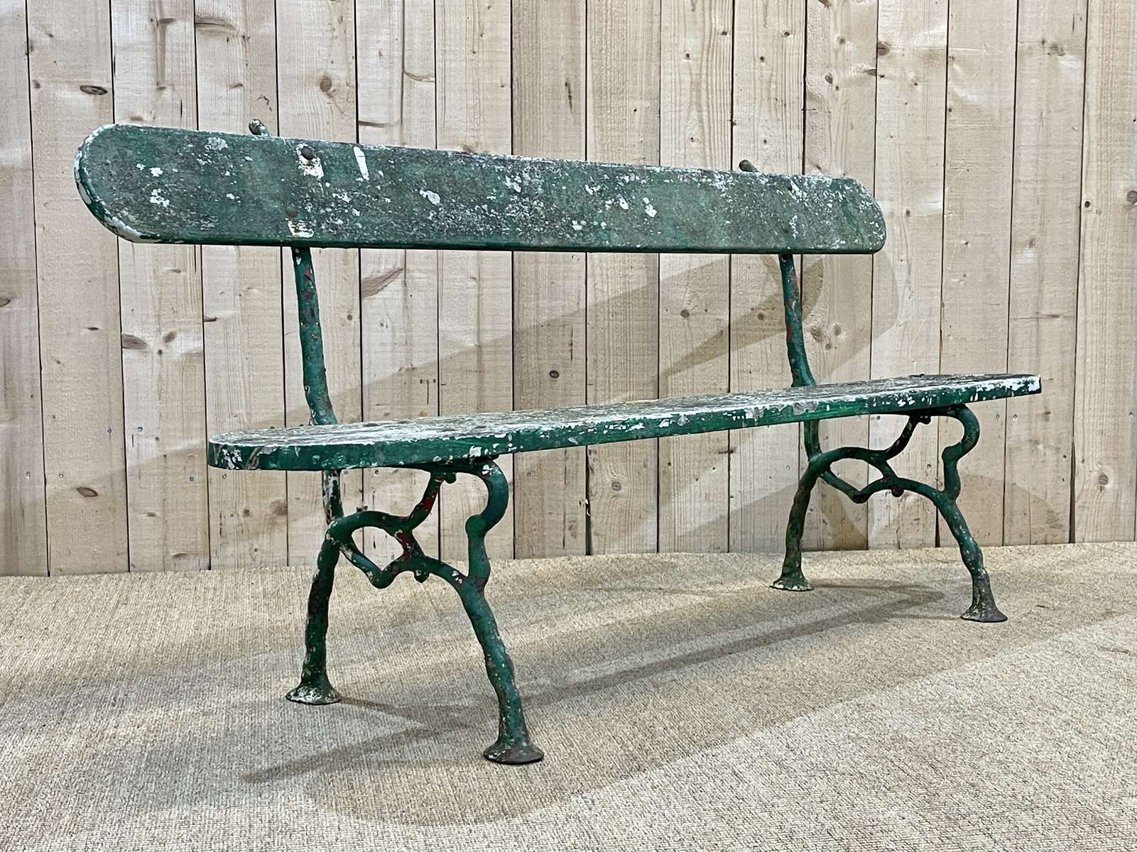 Garden bench of the early twentieth century cast iron and teak