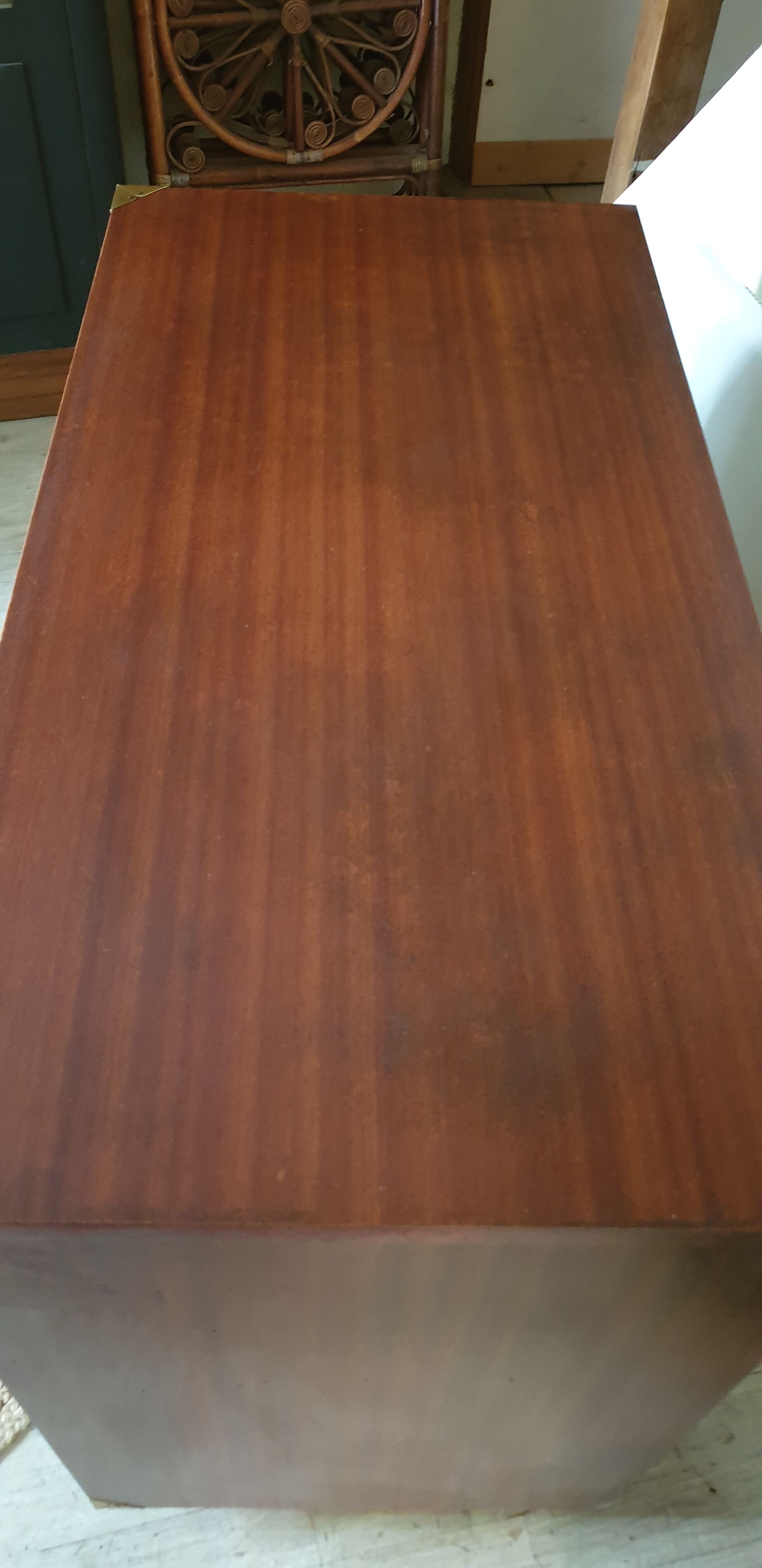 Commode marine