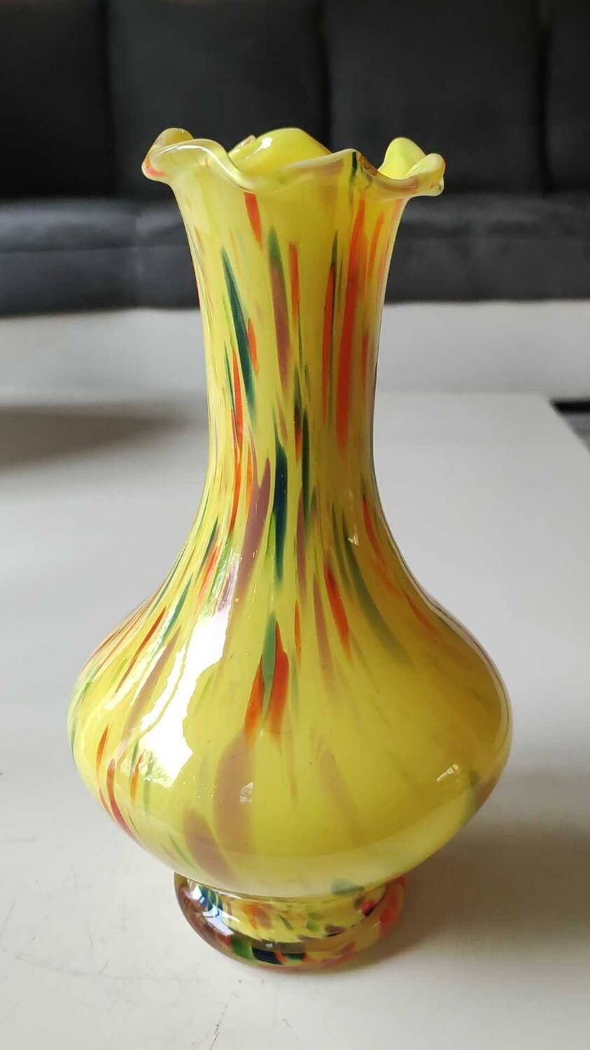 Murano style blown art glass ball vase. Speckled, corolla neck/22 cm