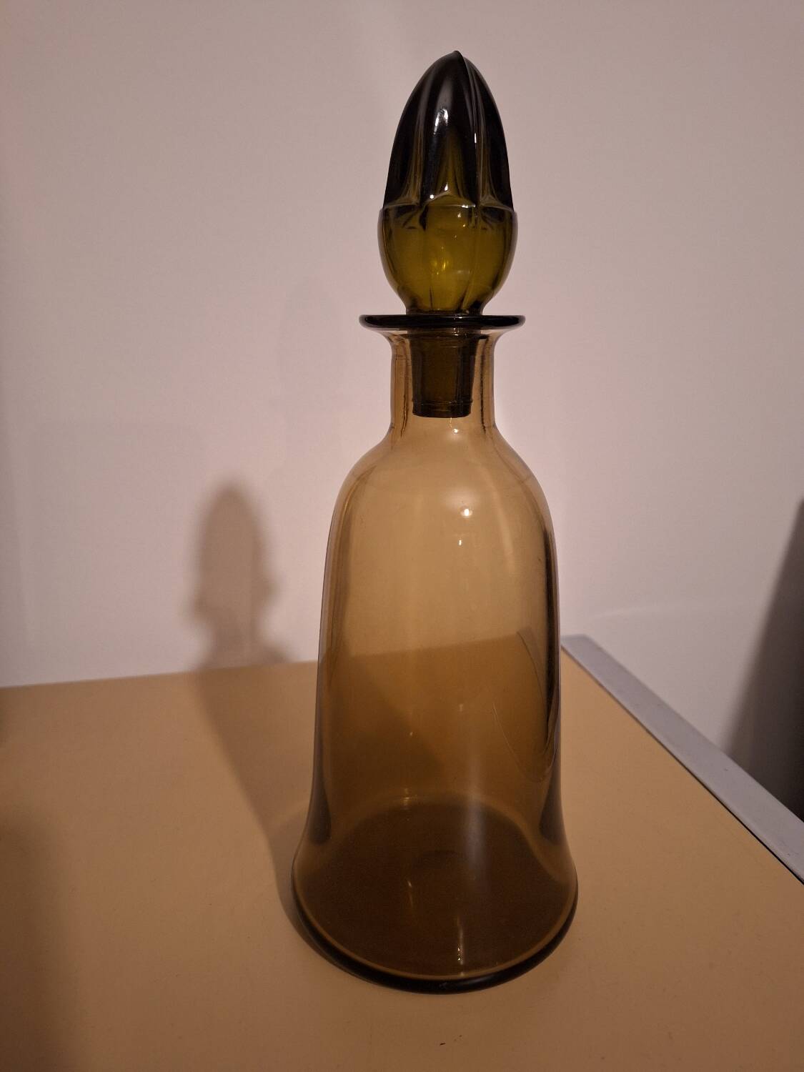 Carafe verre fumé 1970 80