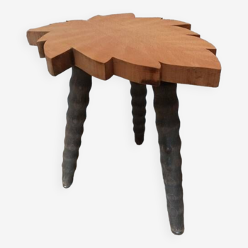 Tabouret bois massif pieds tripode feuille Aéro-gommé dp 0124001