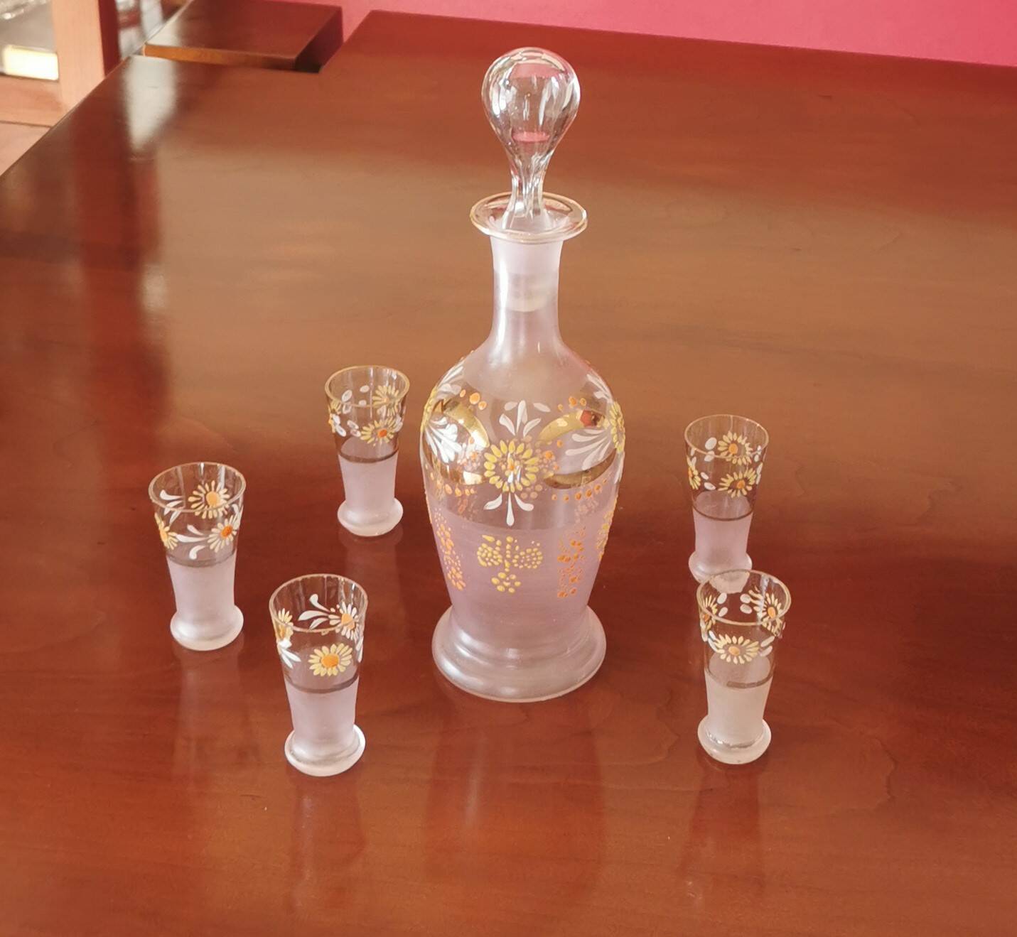 Liquor and glasses - year 1930