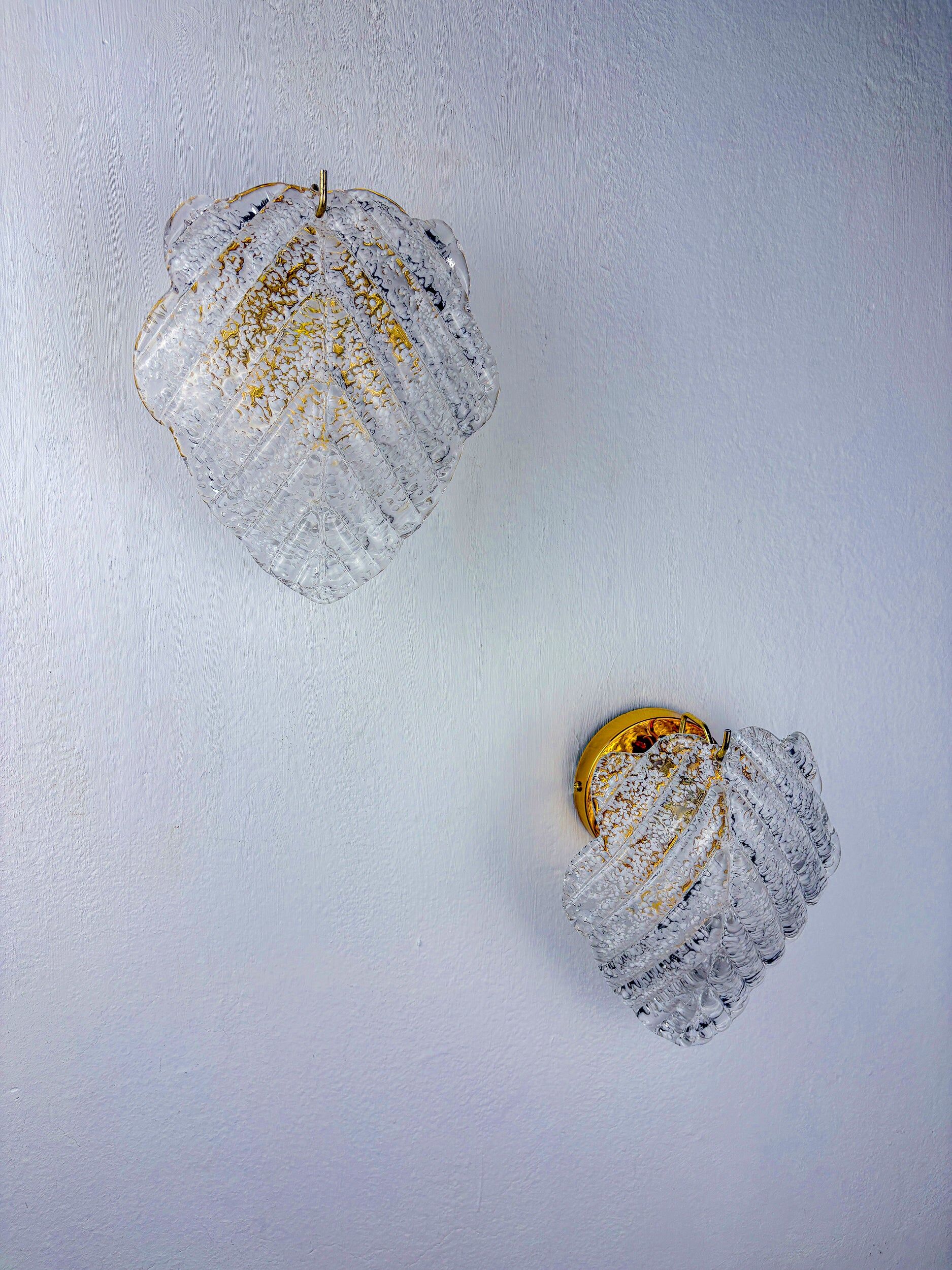 Pair of "Leaf" frosted Murano glass wall sconces, Italy, 1970s