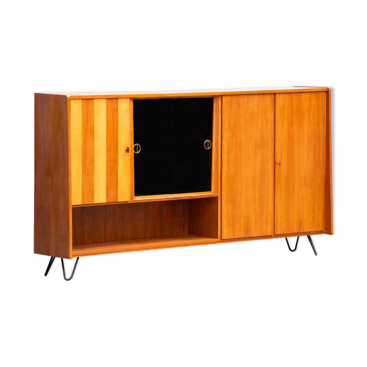 Vintage Scandinavian enfilade 1960