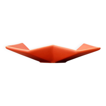 Postmodern minimalist ceramic bowl from the Asa collection, 1980s.