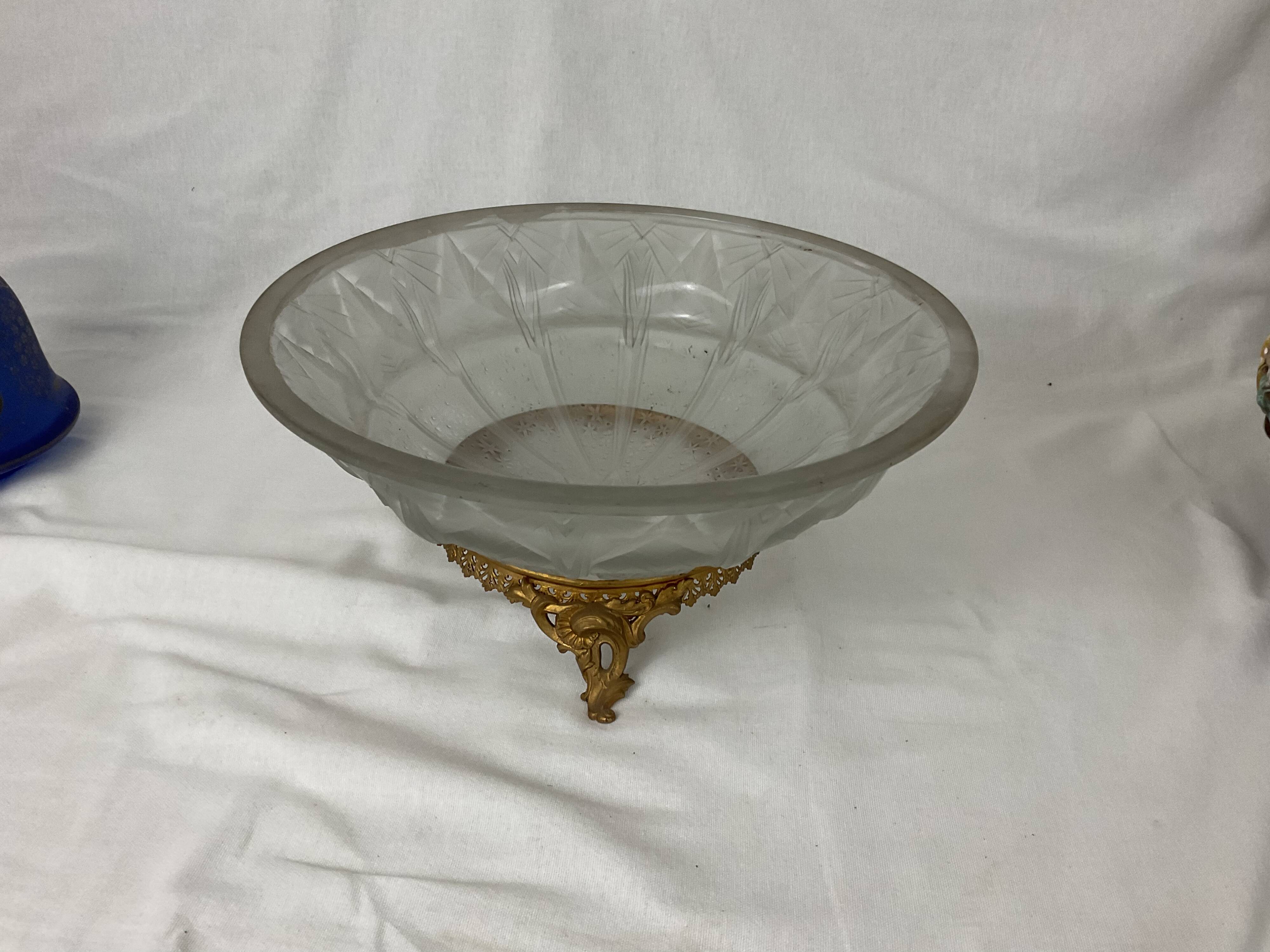 Fruit cup centerpiece in frosted glass and art nouveau art deco bronze signed Muller frères