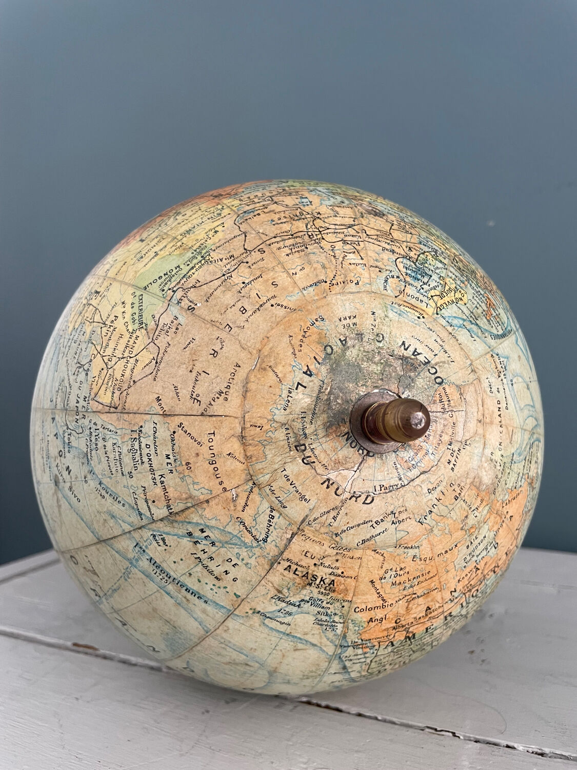 Terrestrial globe world map geographer Forest XIXth