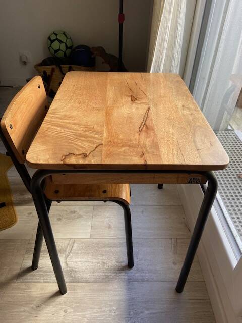 Bonton wooden children's desk and chair