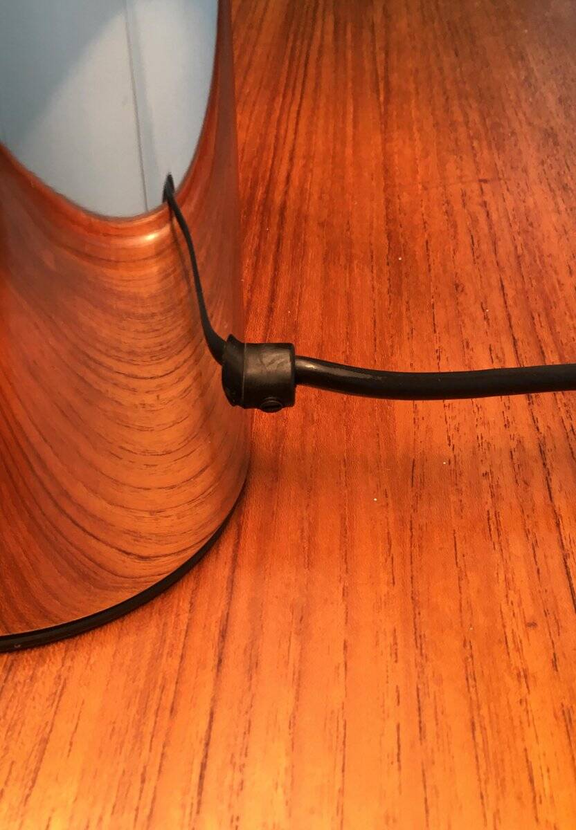 Elpis 4035 vintage Italian table lamp by Guzzini