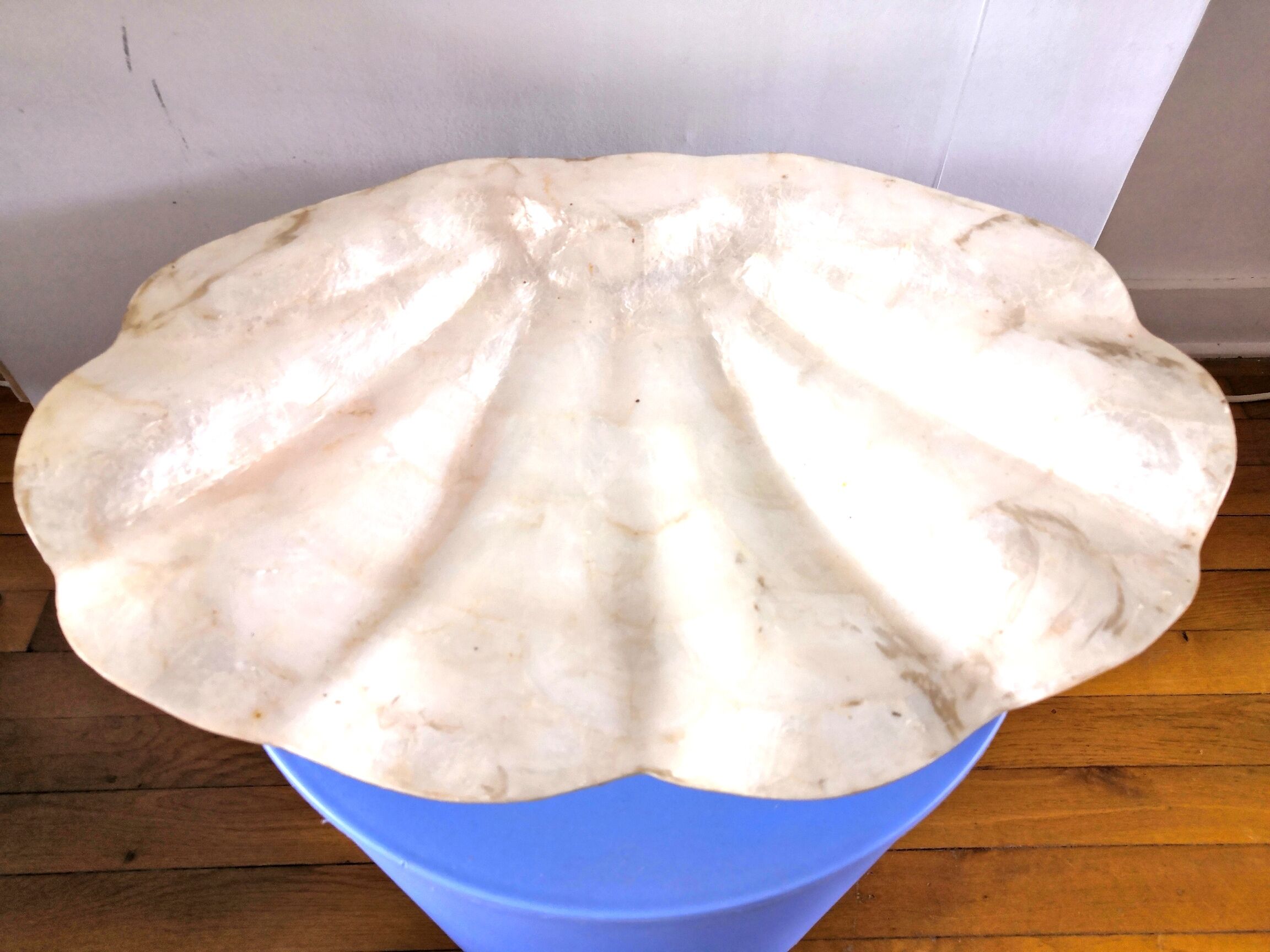 Mother-of-pearl tray design 60s - 70s