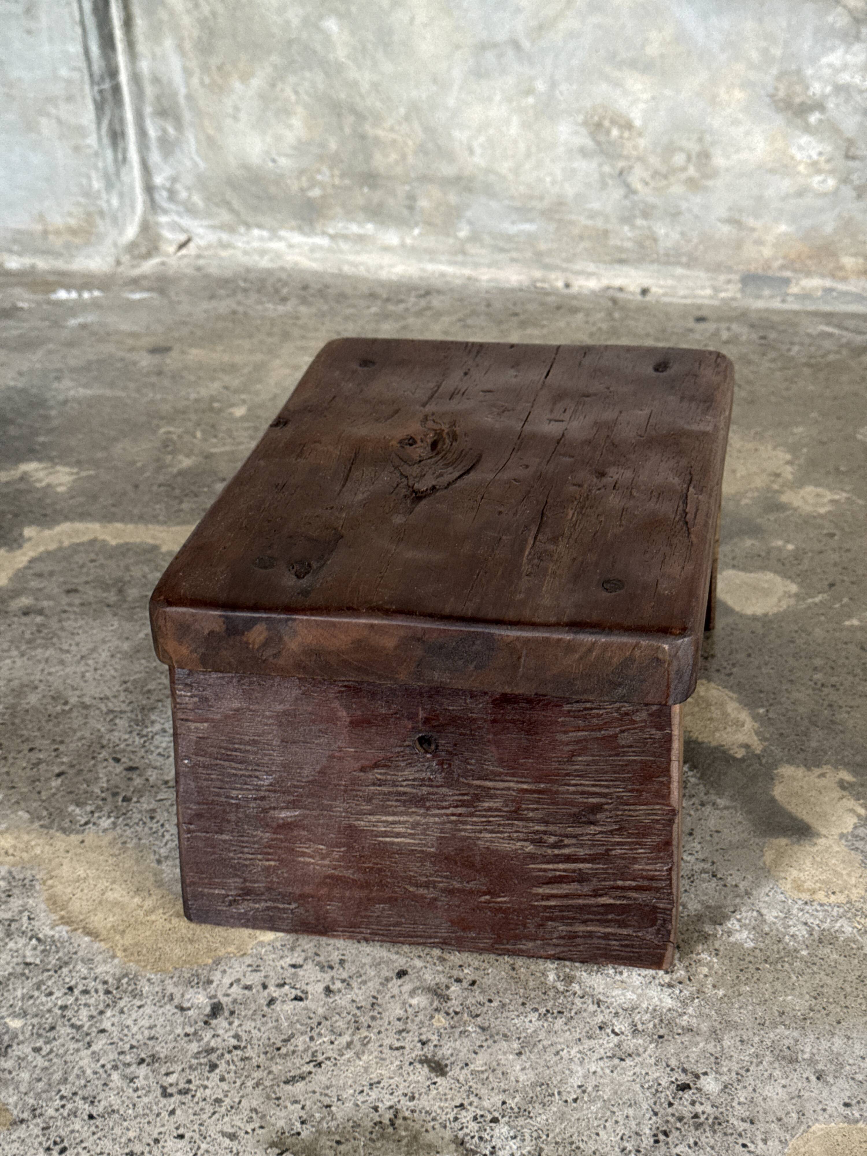 Small auxiliary stool in organic chocolate brown upcycled teak (3277)