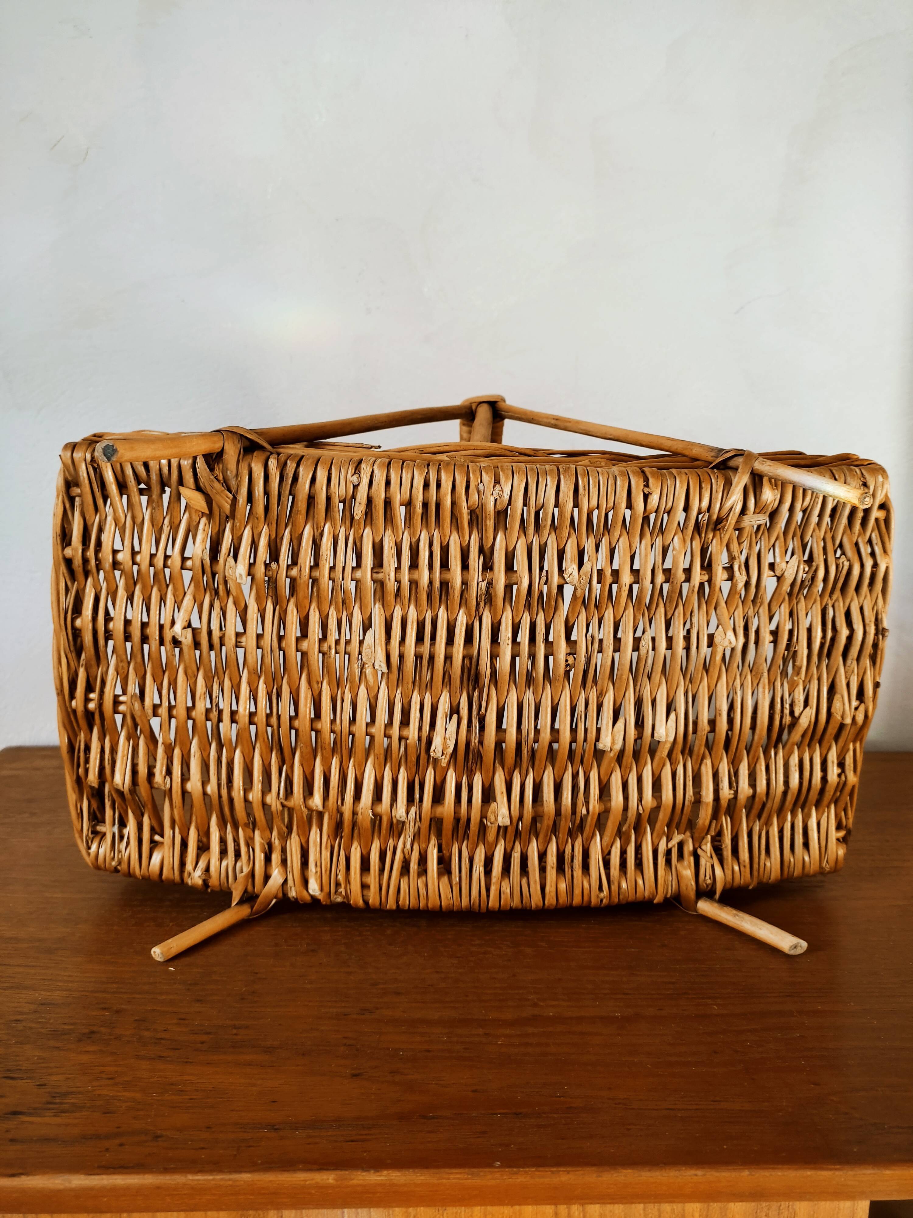 Fruit basket, bread basket