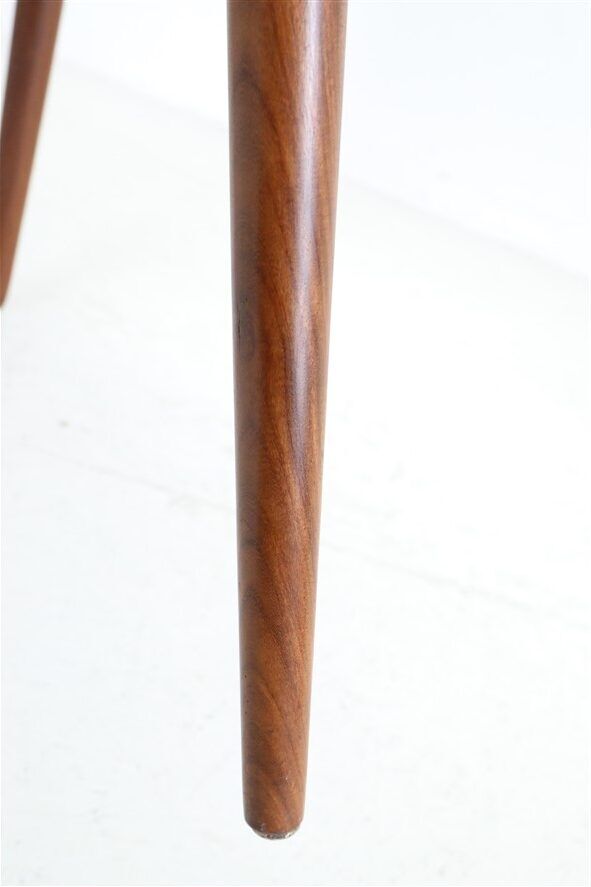 Chaise en teck Ærthøj Jensen & Mølholm entièrement restaurée avec un revêtement en feutre de laine / Design danois moderne du milieu du siècle / Années 1960