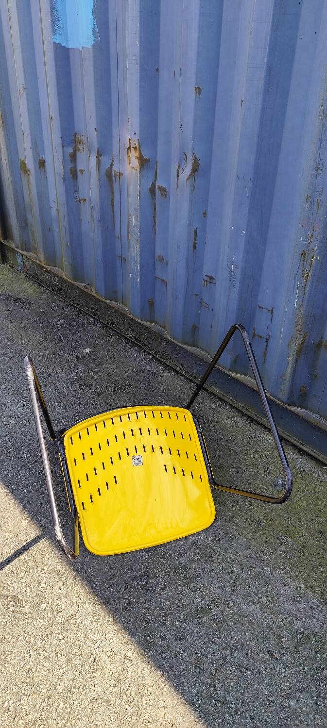 Dallas chair, design Paolo Favaretto for Kinetics