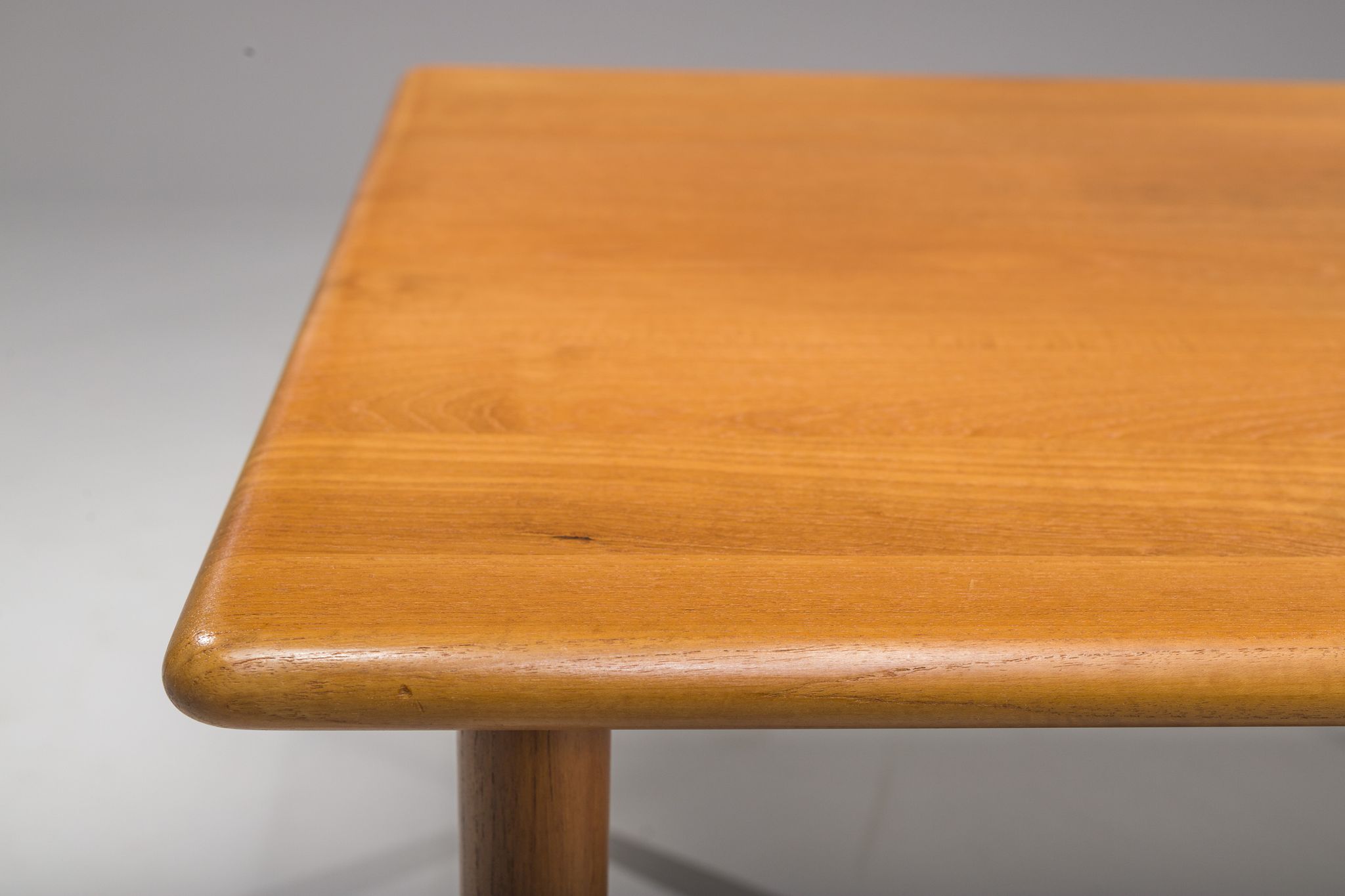 Table basse en teck danois du milieu du siècle, années 1960