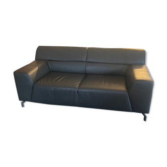 Xoon Leather Sofa