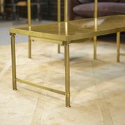 Ensemble table basse et 2 bouts de canapé néo-classiques en verre églomisé, 1980