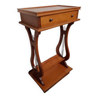 Lyre foot console