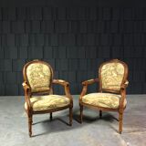 Paire de fauteuils de style Louis XVI