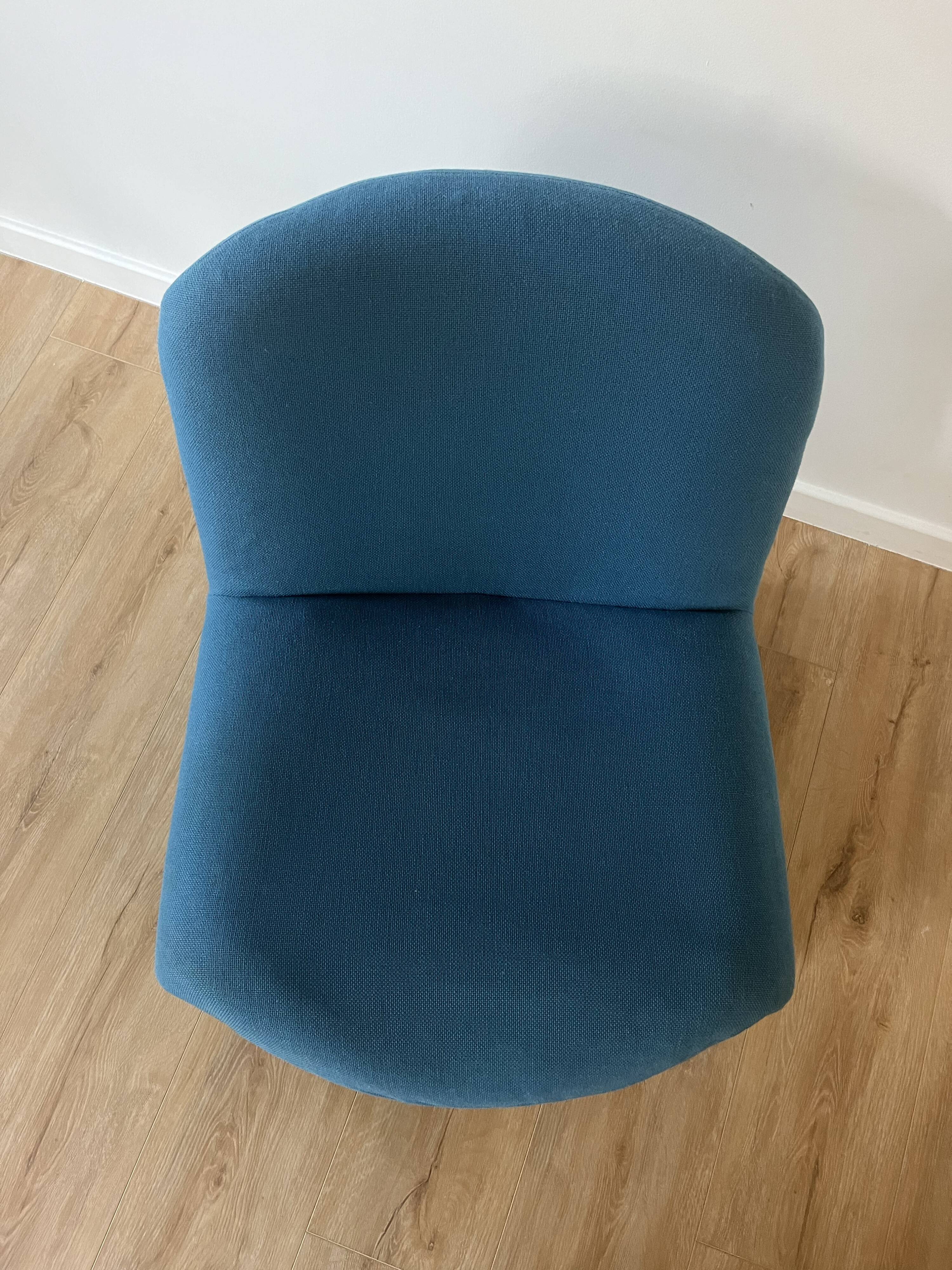 ALKI armchair by Giancarlo Piretti for Castelli.