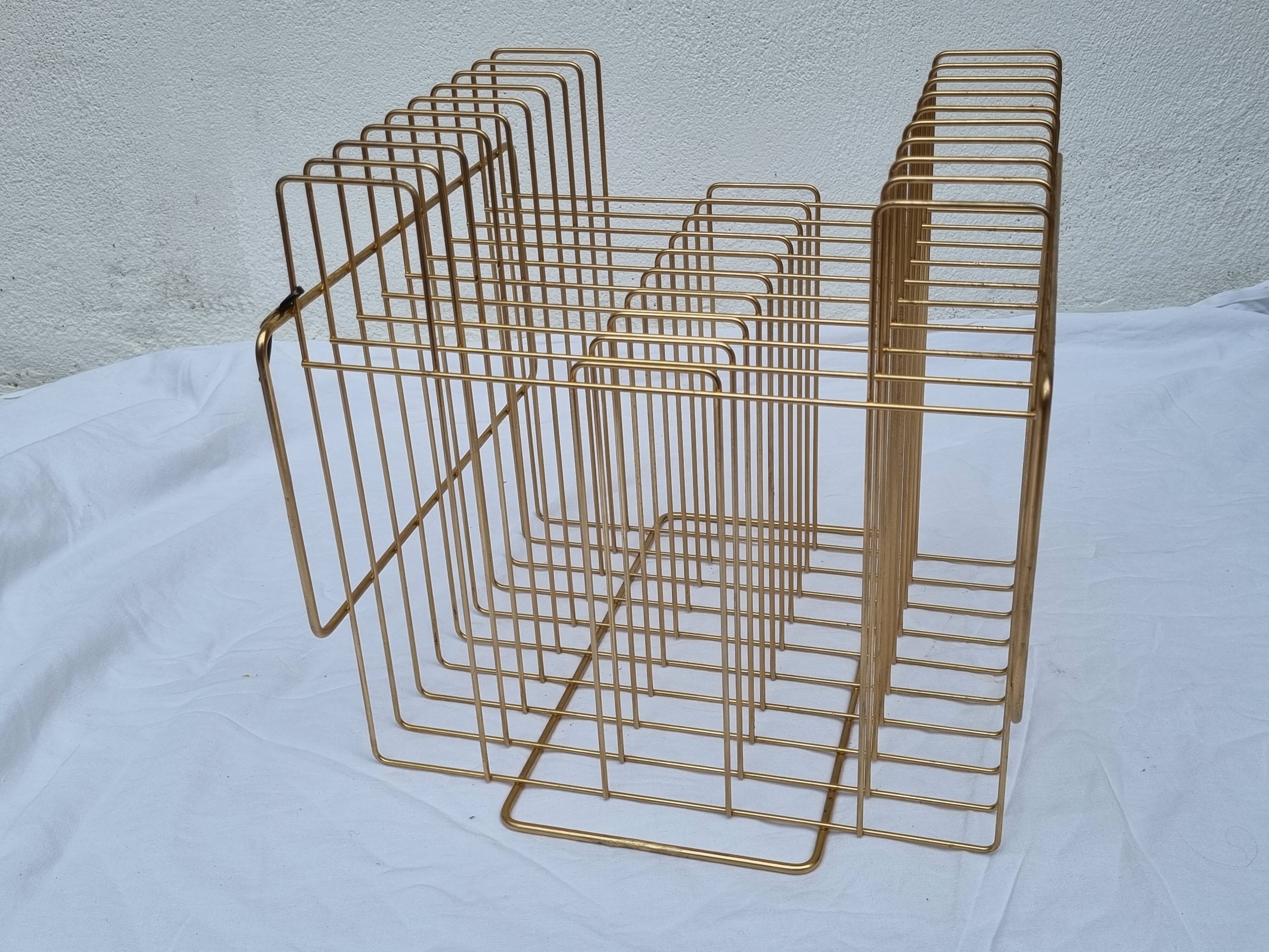 Porte-revue vintage "wire" en métal doré